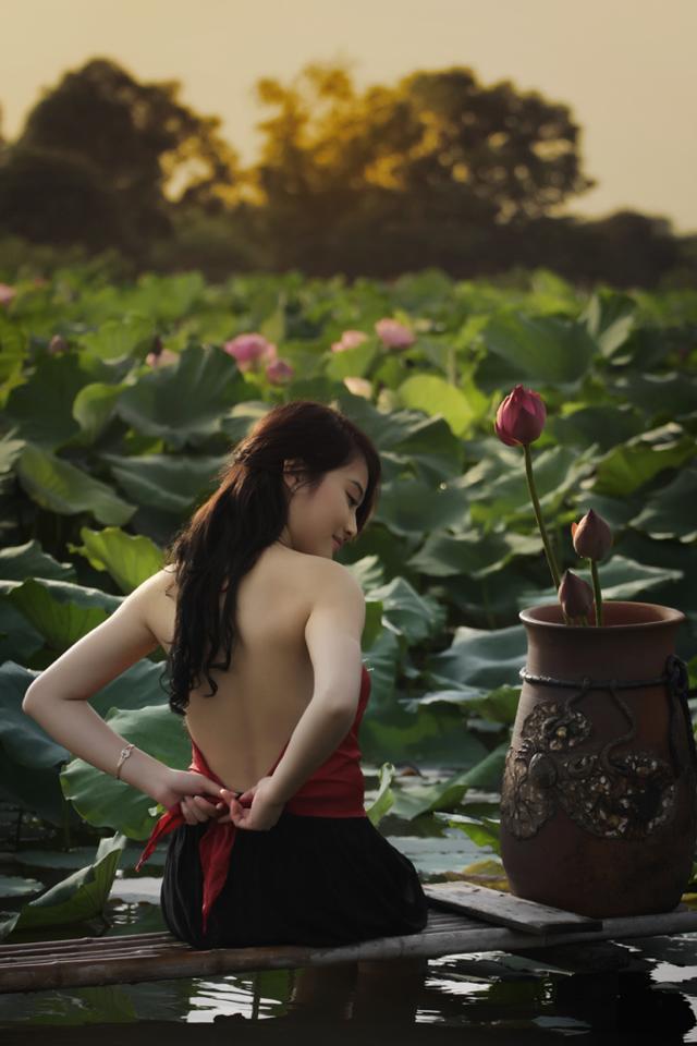 女高中生亚美